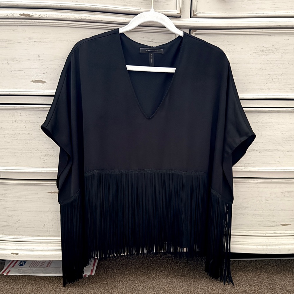 BCBGMaxAzria Fringed Poncho Top 💣